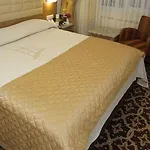 City Hotel 호텔 3*