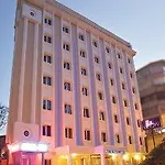 City Hotel 호텔