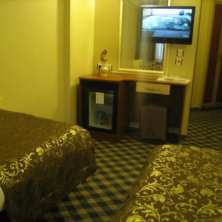 City Hotel 3*