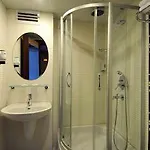 City Hotel