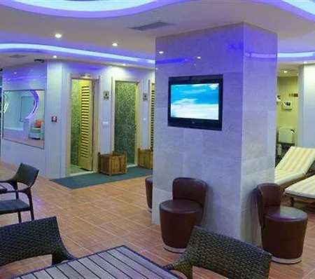 City Hotel 3*