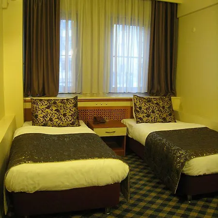 City Hotel