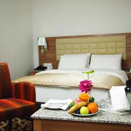 City Hotel 3* Stambuł